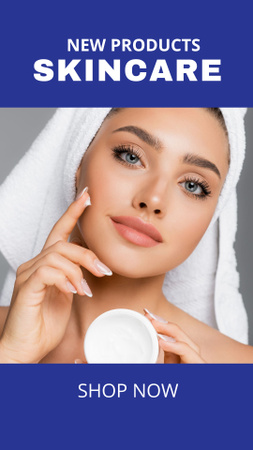 Plantilla de diseño de anuncio de cuidado de la piel con la mujer aplicando crema Instagram Story 