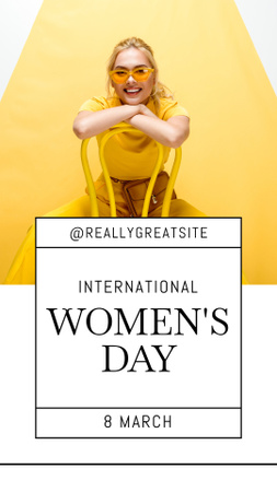 Designvorlage Frau im hellen Outfit am Internationalen Frauentag für Instagram Story