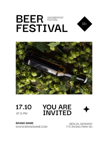 Platilla de diseño Oktoberfest Celebration Announcement with Bottle of Beer and Hop Cones Invitation 13.9x10.7cm