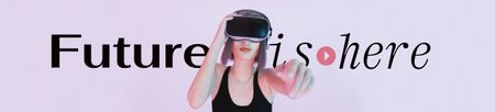 Modèle de visuel fille portant des lunettes de réalité virtuelle - Ebay Store Billboard