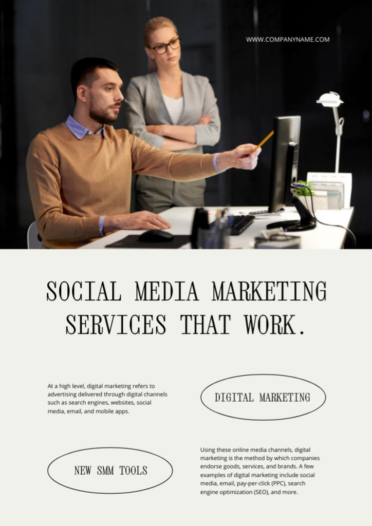 Plantilla de diseño de Effective SMM Services Ad Newsletter 