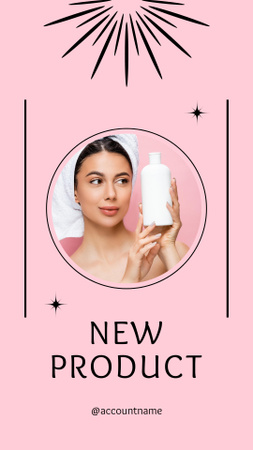 Platilla de diseño Woman holding Skincare Product Instagram Story