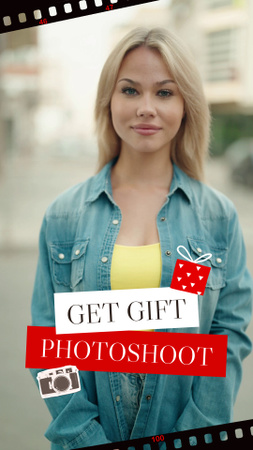 Ontwerpsjabloon van TikTok Video van Urban Portrait-fotoshoot als cadeau-aanbieding