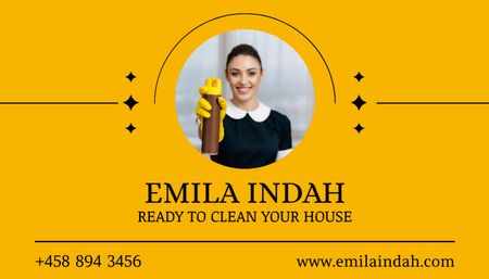 Szablon projektu Cleaning Services Ad with Smiling Maid Business Card US