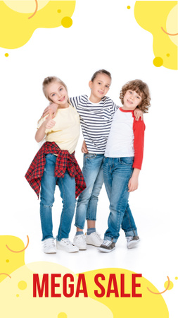 Platilla de diseño Clothes Sale with Happy Kids Instagram Story