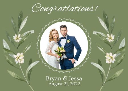 Template di design Wedding Announcement with Happy Newlyweds Card