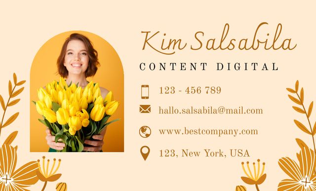 Introductory Card Digital Content Specialist Business Card 91x55mm Modelo de Design