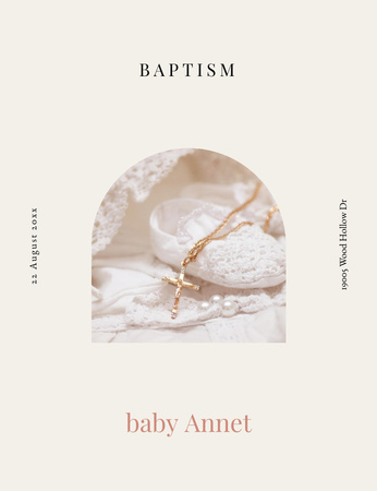 Szablon projektu Ogłoszenie o chrzcie z ubrankami dla dzieci i krzyżem Invitation 13.9x10.7cm