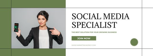 Competent Social Media Specialist Service Offer Facebook coverデザインテンプレート
