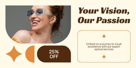 Plantilla de diseño de Oferta de descuento en gafas de sol con mujer sonriente Twitter 