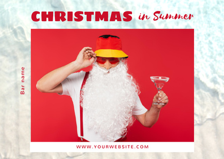 Ontwerpsjabloon van Postcard van Man in kerstmankostuum met glas cocktail en barpromotie