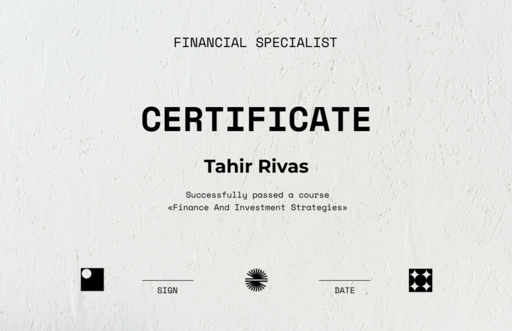 Platilla de diseño Financial Specialist Graduation Certificate 5.5x8.5in