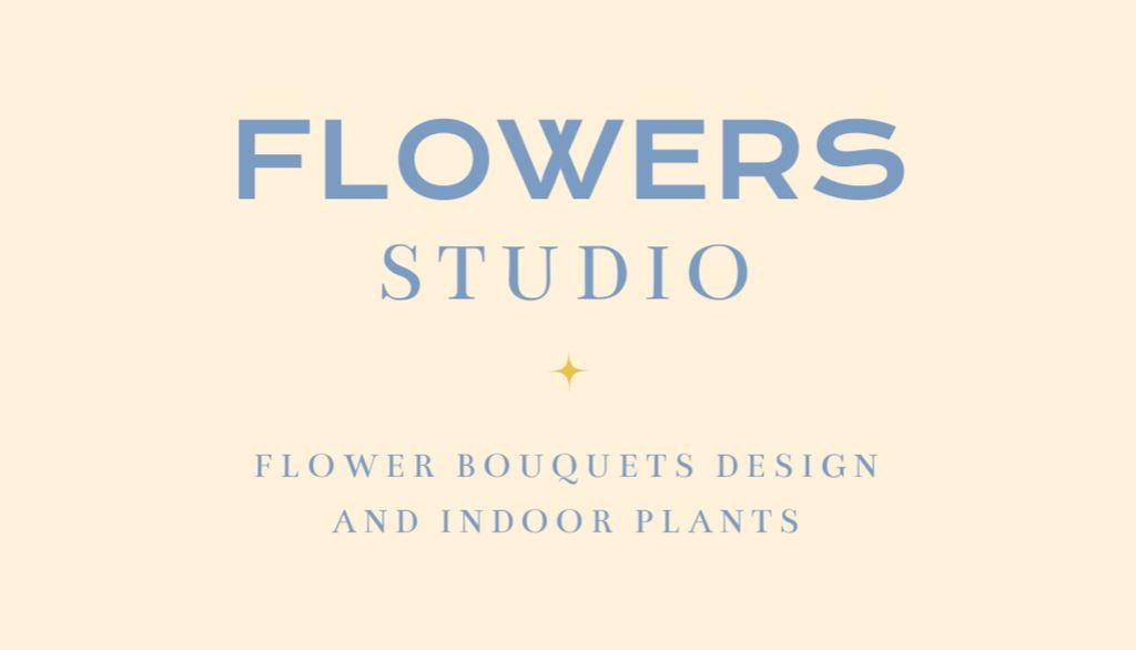Flowers Studio Minimalist Advertisement on Beige Business Card US Πρότυπο σχεδίασης
