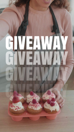 Ontwerpsjabloon van TikTok Video van Food Blog Promotion with Yummy Cupcakes