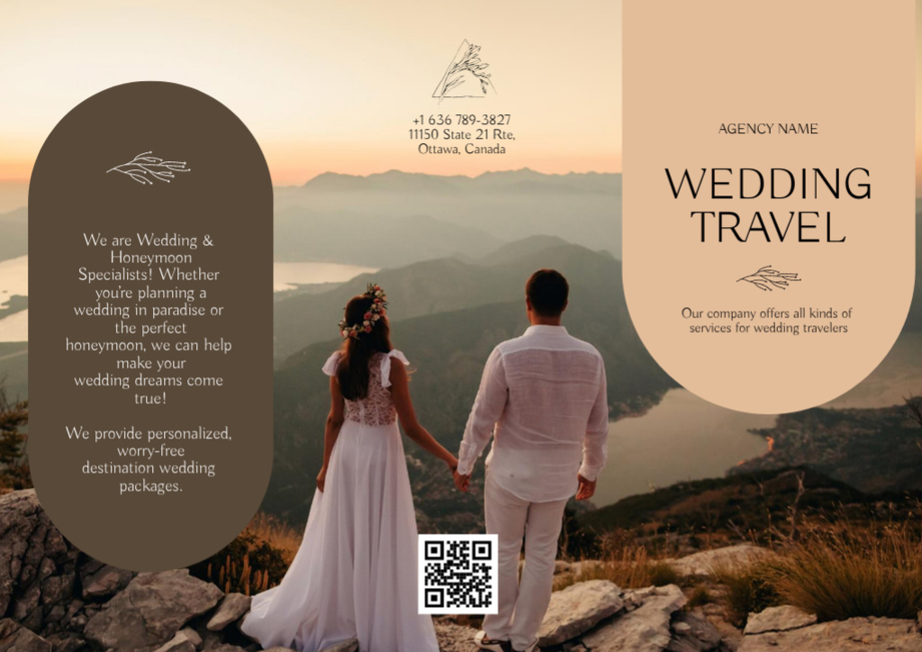 Special Travel Services with Happy Married Brochure Šablona návrhu
