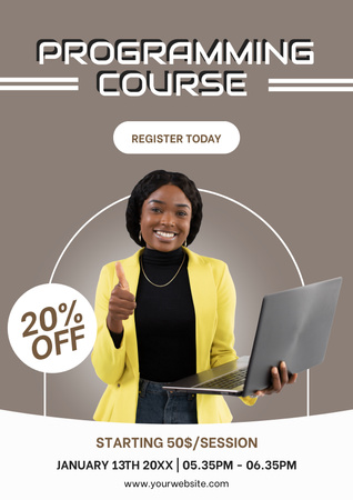 Szablon projektu Reklama kursu programowania z uśmiechniętą kobietą trzymającą laptopa Poster