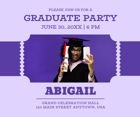Platilla de diseño African American Student Girl Celebrates Graduation Facebook