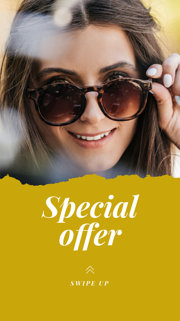 Designvorlage Special Fashion Offer with Woman in Stylish Sunglasses für Instagram Story