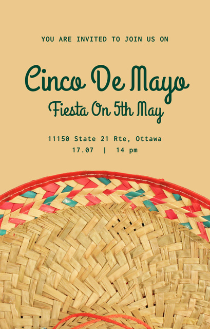 Plantilla de diseño de Cinco de Mayo Holiday with Sombrero on Beige Invitation 4.6x7.2in 