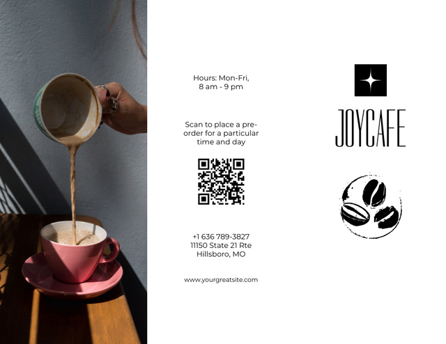 Coffee Menu Announcement with Coffee Cups Menu 11x8.5in Tri-Foldデザインテンプレート