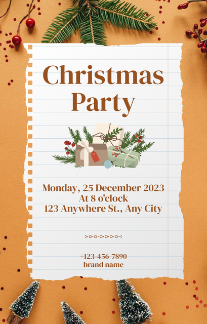 Announcement of Christmas Celebration with Presents Invitation 4.6x7.2in Modelo de Design