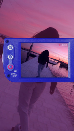Platilla de diseño Girl riding Skateboard on Beautiful Pink Sunset Instagram Video Story