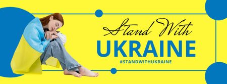 Nuori nainen pitelee Ukrainan lippua Facebook cover Design Template