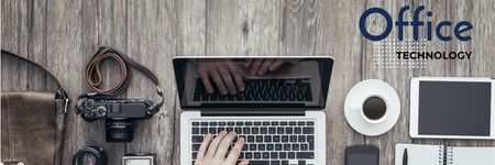 Designvorlage Office technology concept with hands typing on laptop für Email header