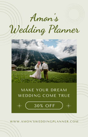 Plantilla de diseño de Oferta de planificador de bodas con pareja feliz en Mountain Valley IGTV Cover 