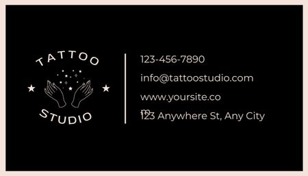Template di design Promozione di Tattoo Studio con schizzo a mano Business Card US