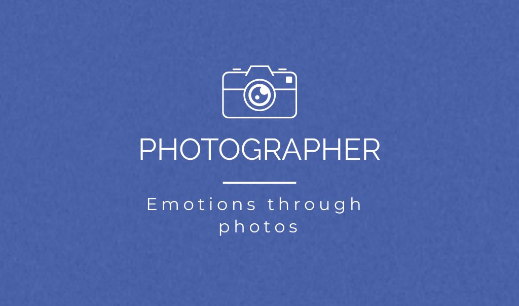 Modèle de visuel Photographer Services Ad with Camera Icon on Blue - Business card