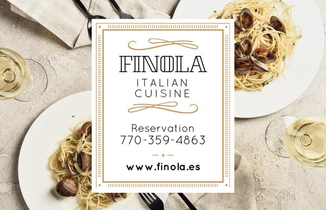 Ontwerpsjabloon van Business Card 85x55mm van Italian Restaurant Offer with Seafood Pasta Dish
