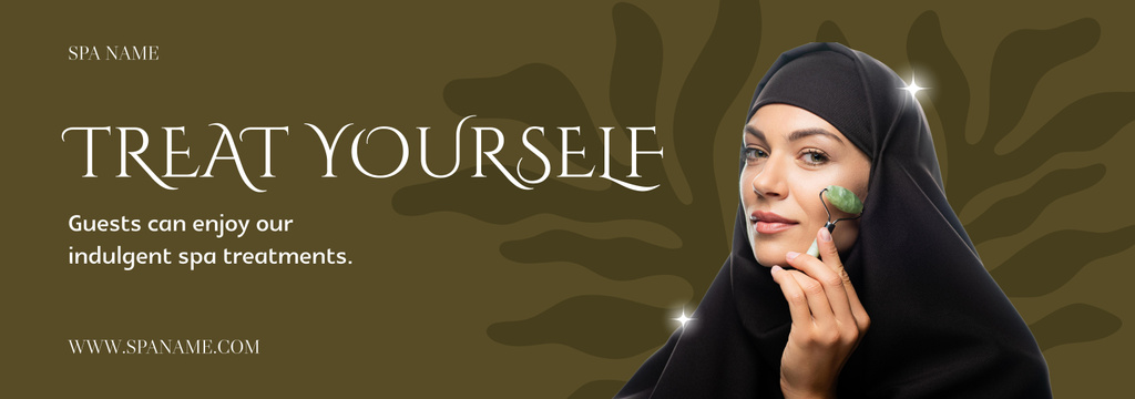 Muslim Woman Making Facial Massage Tumblr Tasarım Şablonu