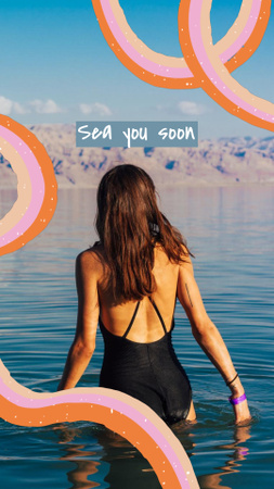 Designvorlage Girl swimming in Sea für Instagram Video Story