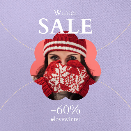Oznámení zimního výprodeje se ženou v roztomilých rukavicích a čepici Instagram Šablona návrhu