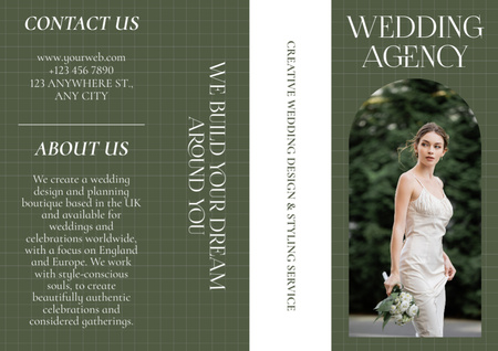 Ontwerpsjabloon van Brochure van Advertentie voor huwelijksbureau met mooie jonge bruid op groen