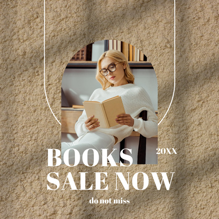 Объявление о распродаже книг на Брауне Instagram – шаблон для дизайна