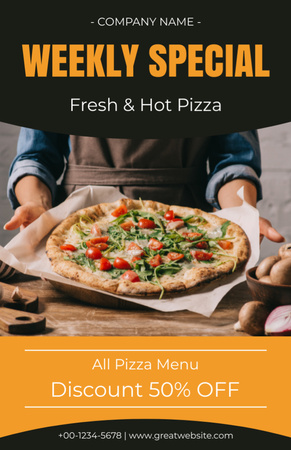 Platilla de diseño Offer of Fresh and Hot Pizza Recipe Card