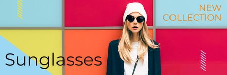 Platilla de diseño Sunglasses Ad Beautiful Girl on Bright Wall Twitter