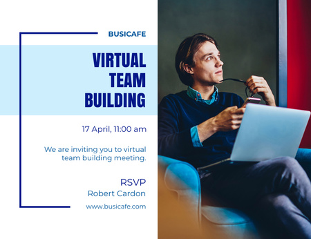 Designvorlage Ankündigung eines virtuellen Teambuilding-Meetings mit einem Mann per Laptop für Invitation 13.9x10.7cm Horizontal