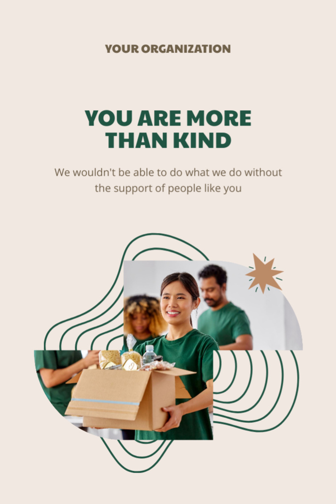 Template di design Smiling Volunteer in Green T-shirts with Box Postcard 4x6in Vertical