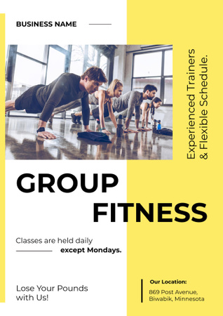 Sport Club Ad with Group of Young People Poster B2デザインテンプレート