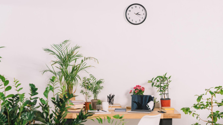 Plantilla de diseño de Cozy Home Workplace with vases of Flowers Zoom Background 