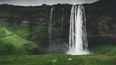 Plantilla de diseño de Fascinante paisaje de cascada Zoom Background 
