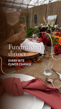 Krásná fundraisingová večeře s obsluhovaným stolem TikTok Video Šablona návrhu