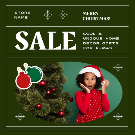 Christmas Sale Announcement with Cute Little Girl Instagram tervezősablon