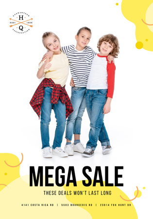Template di design Clothes Sale with Happy Kids Poster 28x40in