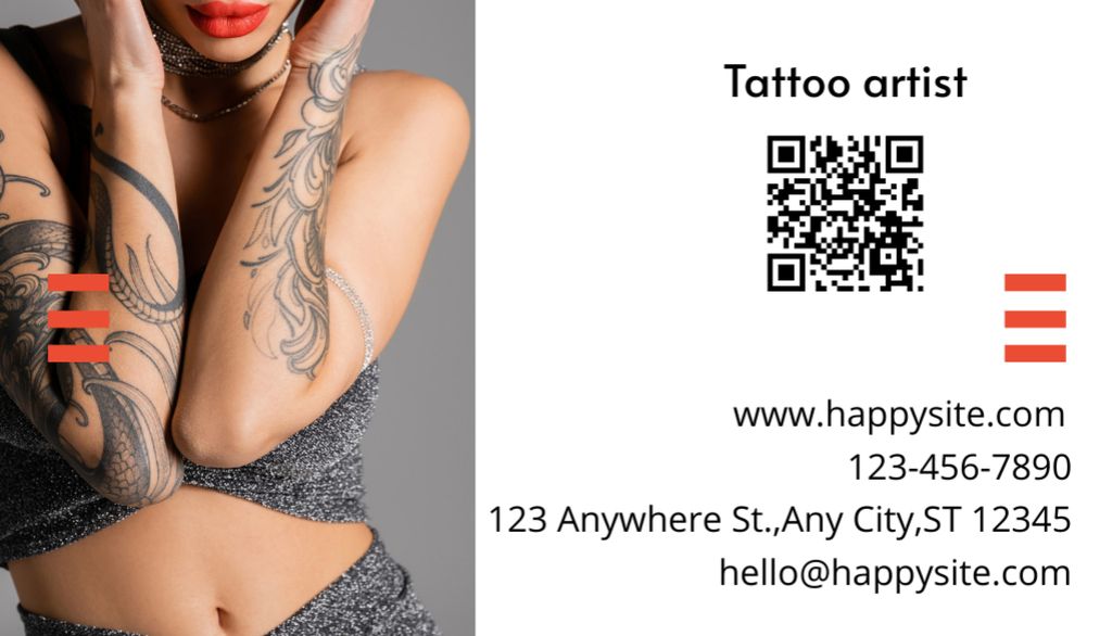 Plantilla de diseño de Tattoo Studio Services Offer With Trendy Woman Business Card US 