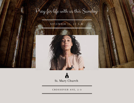 Sunday Church Service Announcement with Praying Woman Flyer 8.5x11in Horizontal Modelo de Design
