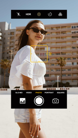 Plantilla de diseño de lindo, mujer joven, en, gafas de sol Instagram Video Story 